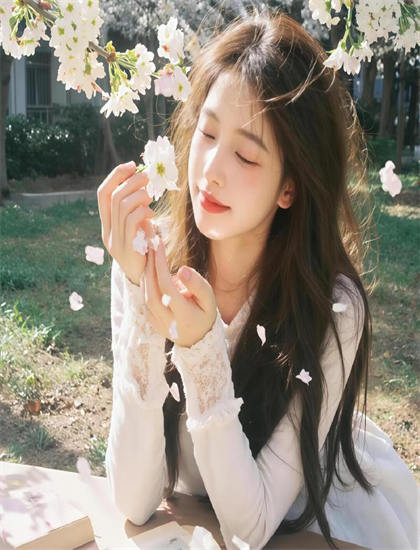 《小花的味噌汤》隐藏彩蛋发现指南：细节与彩蛋寻找攻略，经典重现